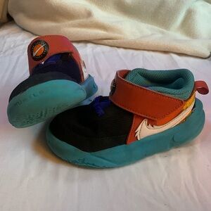 Nike team hustle space jam toddler